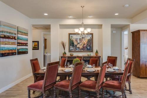 1| Canyonlands in St George with Rare Landscape View in อิวินส์