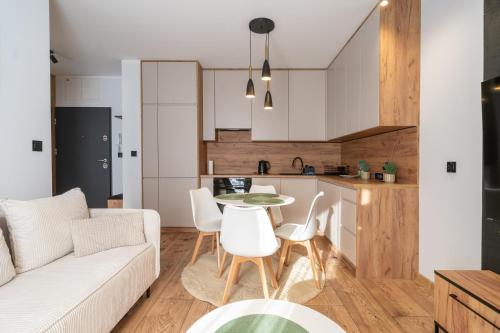 廚房, Nikiszowiec Harmony Apartment by BookingHost in 尼基斯佐維科