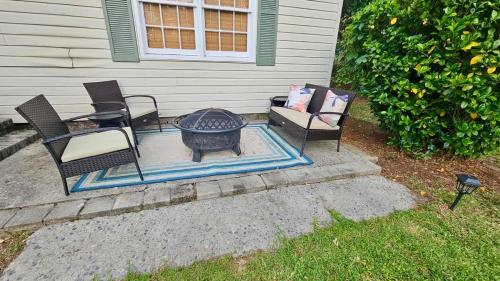 المرافق, Center of Town! Near Hospital and VSU, Gameroom & Fire-pit, Pet Friendly in Valdosta