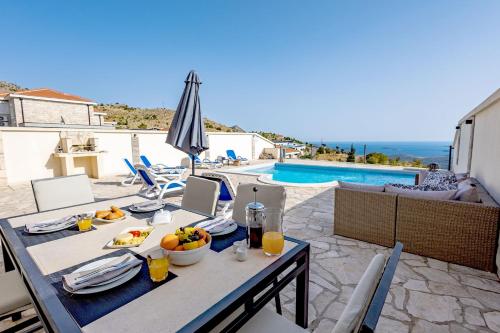 Luxury Villa Layla with private pool near Dubrovnik - Location, gîte - Ivanica