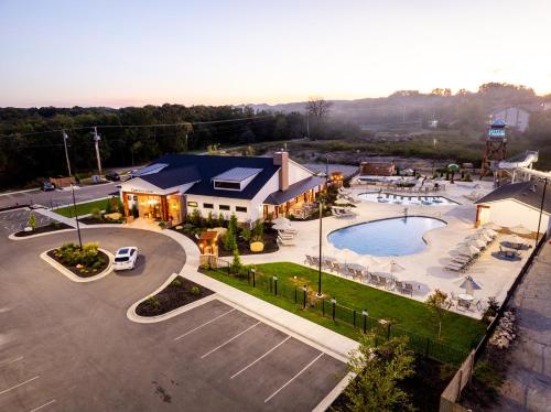 Grand Crowne Resort in Branson, USA