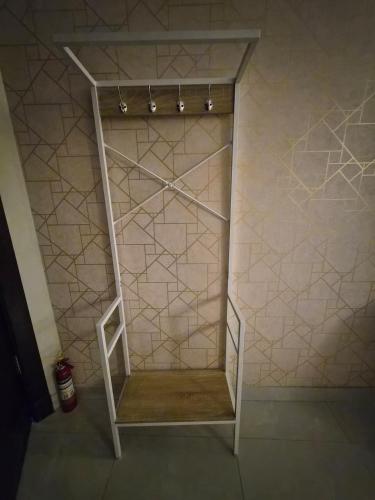 Luxury Studio with self check in - image 4
