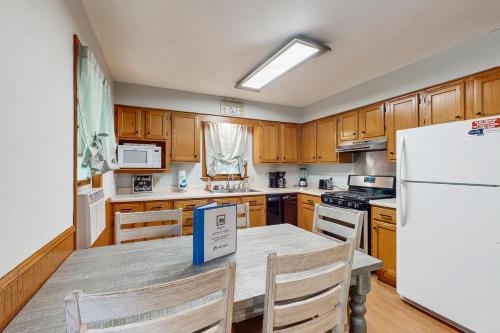 Grandma's Cottage - image 2