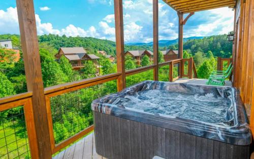 Beary Relaxed in Sevierville, USA
