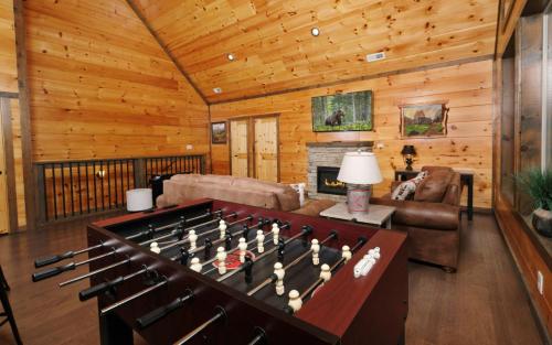 Beary Relaxed in Sevierville, USA