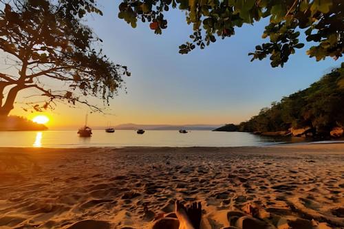 . Casa Céu e Mar | Private Seaside Retreat with Breakfast Included
