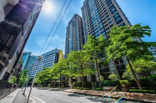 Intrare, PLACE X Hotel in Districtul Xinyi