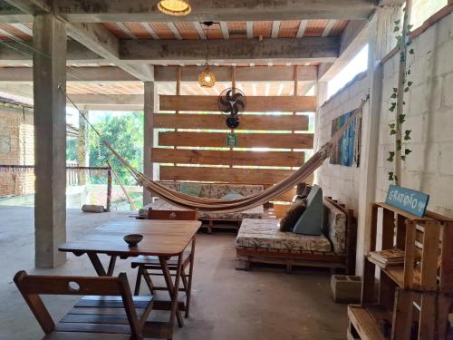 Удобства, Odoyá Casa Hostel - simples, tranquilo e bem localizado (Odoya Casa Hostel - simples, tranquilo e bem localizado) in Порто Сегуро