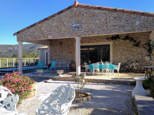 Villa Félines (Villa Felines) in Felines-Minervois