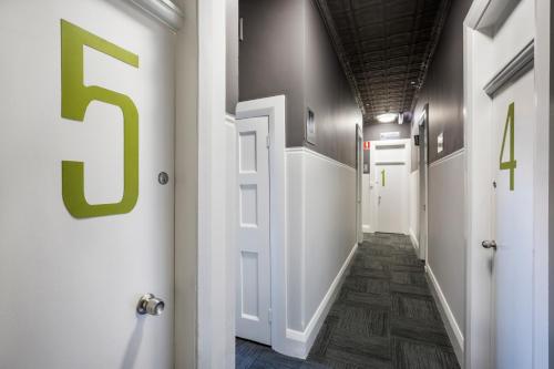 المرافق, Melton Hotel Auburn in حديقة سيدني الأولمبية