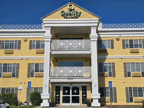 Quality Inn Tulare - main image