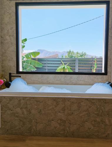 Villa romántica en Murcia con jacuzzi privado (Villa romantica en Murcia con jacuzzi privado) in Paraje La Matanza