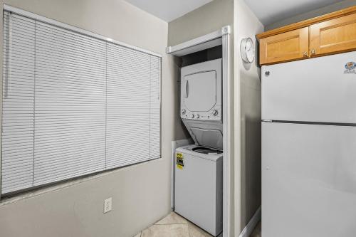 413 Madeira Norte Condo - image 10