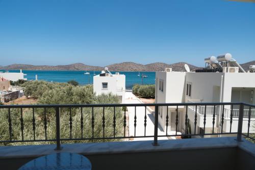 Elounda Sea Suites