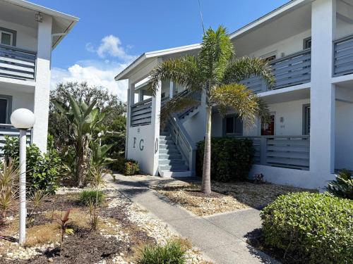 Coastal Comfort – 2BR Condo in Fiddlers Green in Placida (FL)