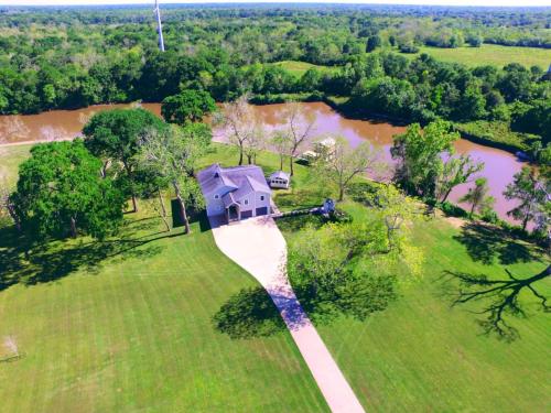 . Riversbend Retreat on the San Bernard River