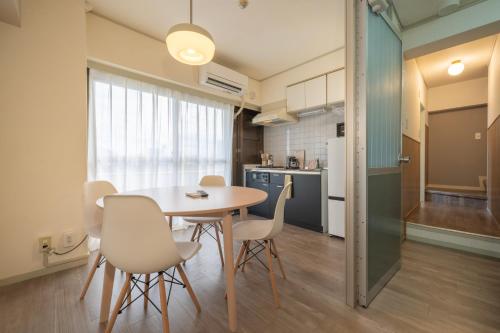 15 min Ikebukuro Tokyo 2-BR Apartment