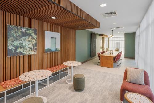 ジップスランド地域 Quest Bairnsdale 4つ星 ホテル プール