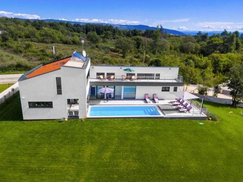 4 Bedrooms villa in krnica - Location, gîte - Marčana