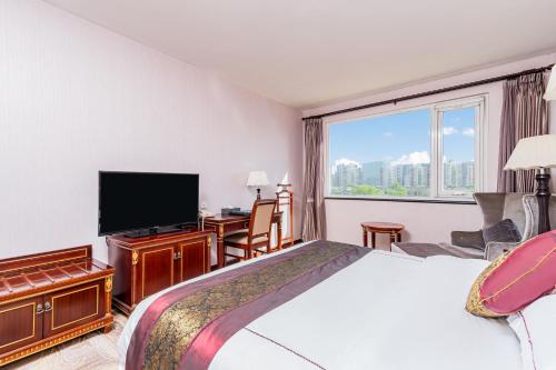 Beijing Commercial Business Hotel – Beijing, NY
