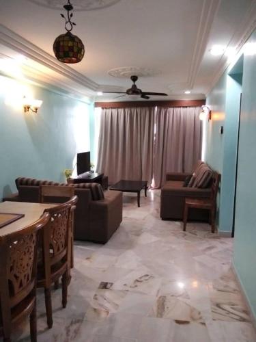 ARIAN GOLDSAND SEAVIEW APARMENT glory beach resort, Port Dickson