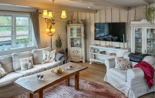 Beautiful Home In Stege With Wifi in Lendemarke