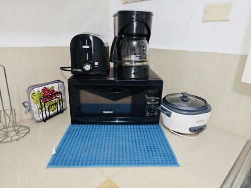 1 Bed, 1 bath cozy apartment at Pedros Place in 哈加納