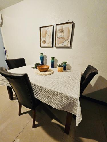 Pedro's Place Peaceful 1 bedrm, 1 bathrm Villa in 哈加納