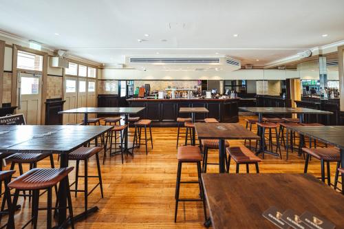 Bar/lounge, Riverview Hotel Tempe in Sydney Airport