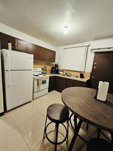 Pedro's Place 1 bedroom and 1 bathroom in 哈加納
