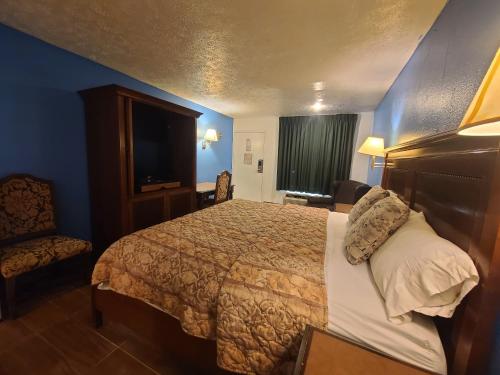 Garden Inn and Extended Stay - image 6
