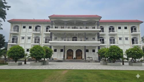 Evergreen Resort & Spa