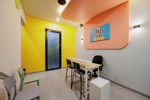 Sans Stay Bintaro in Ciputat