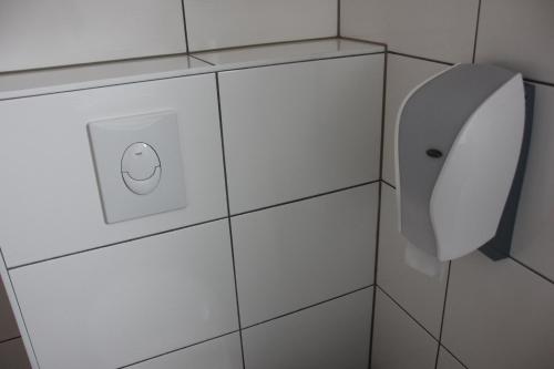 Twin Room with Shared Toilet