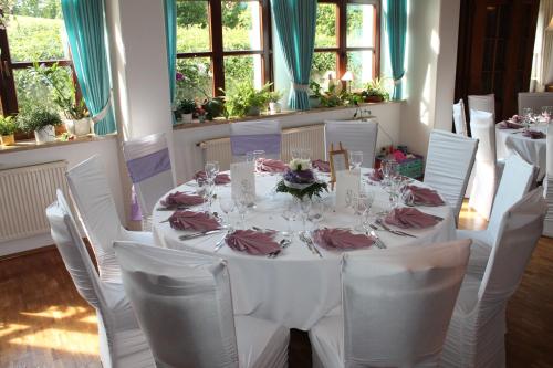 Business center, Landgasthof Hotel Zur Linde im Taunus in Weilrod