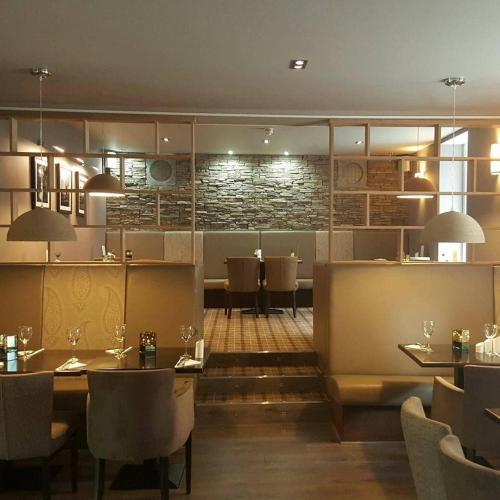 Ресторан, Fairburn Hotel in Мохлін