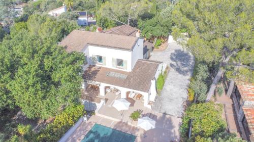 Fréjus Tour de Mare, villa 4 étoiles, 4ch, piscine, AC, – khách sạn tại Bellevue