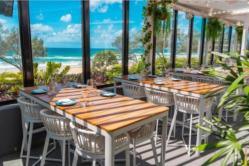 餐廳, 美利通衝浪者天堂套房飯店 (Meriton Suites Surfers Paradise) in 黃金海岸
