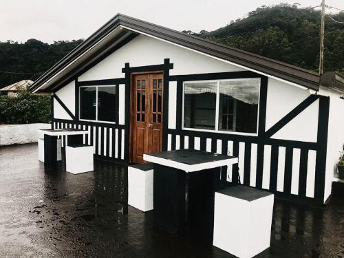 The paulwood cabana and Bungalow