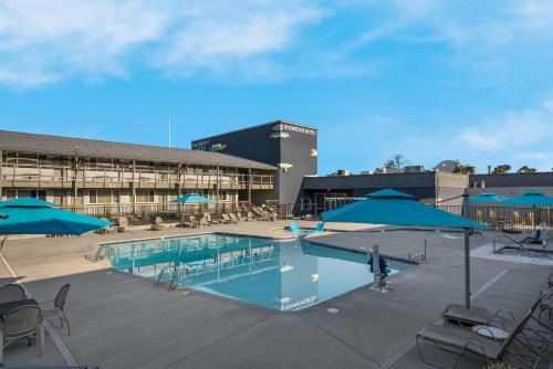Riverfront Hotel; SureStay Collection by Best Western - image 12