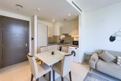 1 Bedroom Apt in Sobha Creek Vistas Tower B by Luxaura - image 13