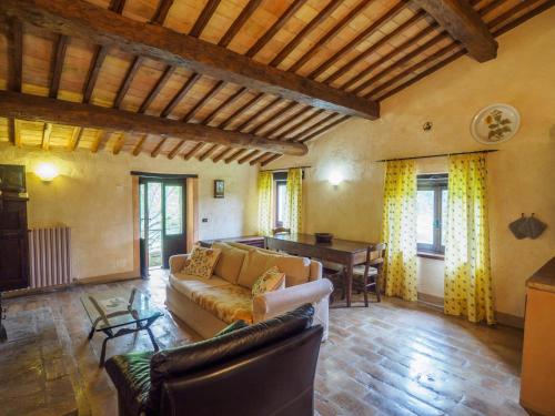 Superior One-Bedroom Apartment