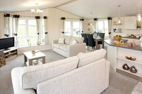 Faciliteter, Whitecliff Bay Holiday Park in Brading