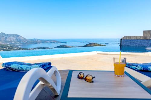 Luxury Villa Olive with pool and Jacuzzi near Dubrovnik 1