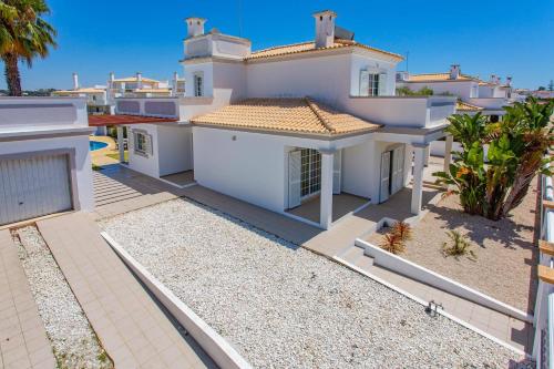 Villa Hope by Villa Plus - image 2