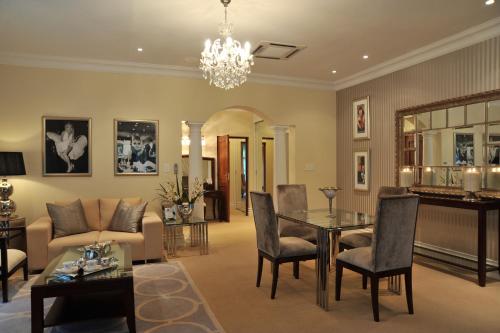 Pub/Lounge, Summerfield Botanical Garden & Exclusive Resort in Malkerns