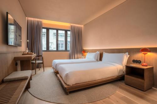 Akeah Porto Centro Room Type - Superior Double Room