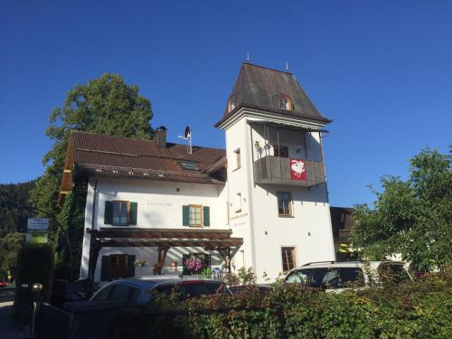 豪斯林登自助式服务公寓