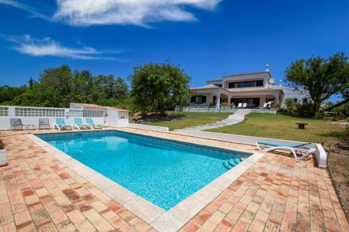 Casa Lourenco Marques in เซสมาเรียส