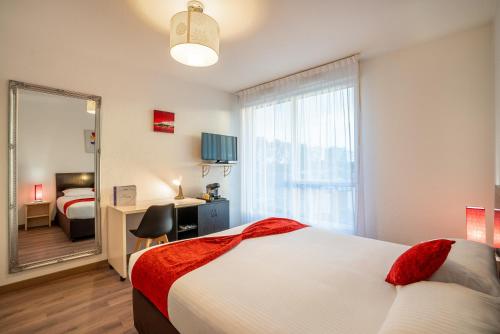Alezan Hôtel Room Type - Double Room